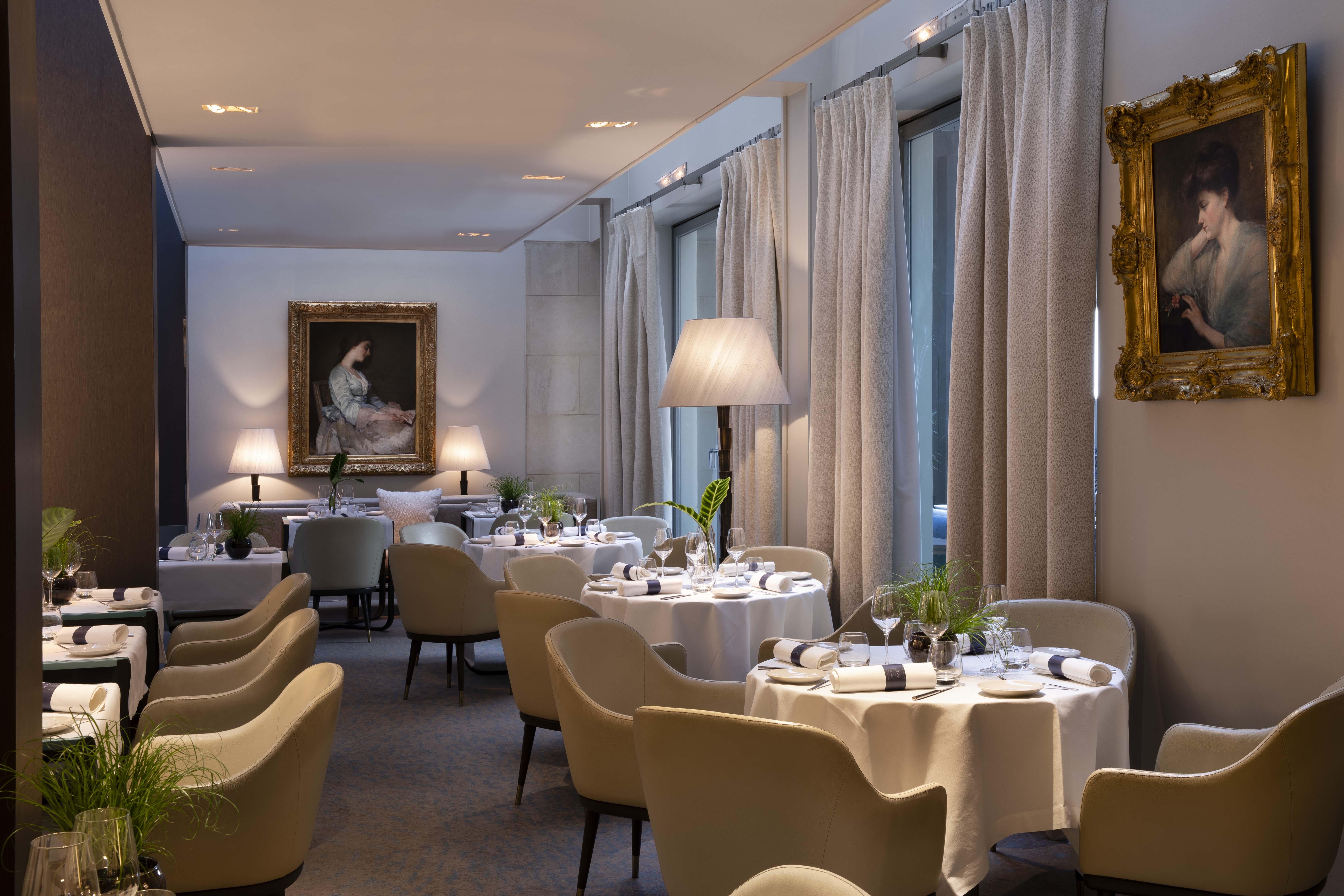 De Sers Champs Elysées Parigi