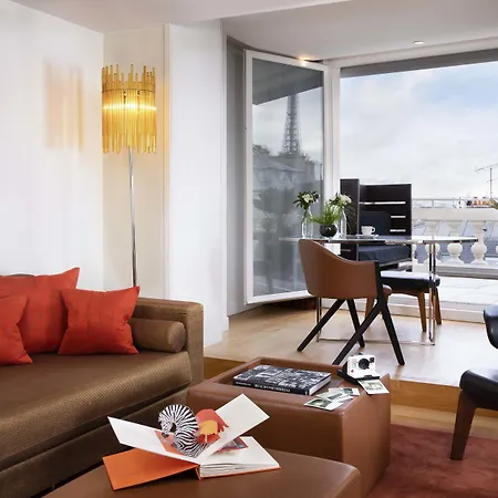 De Sers Champs Elysees 5* Paris
