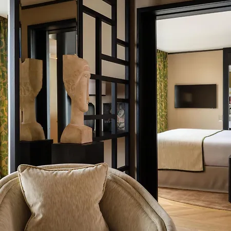 Hotel De Sers Champs Elysees 5*