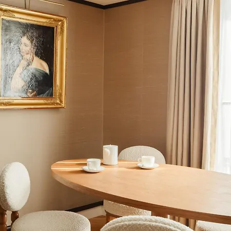 Hotel De Sers Champs Elysees 5*