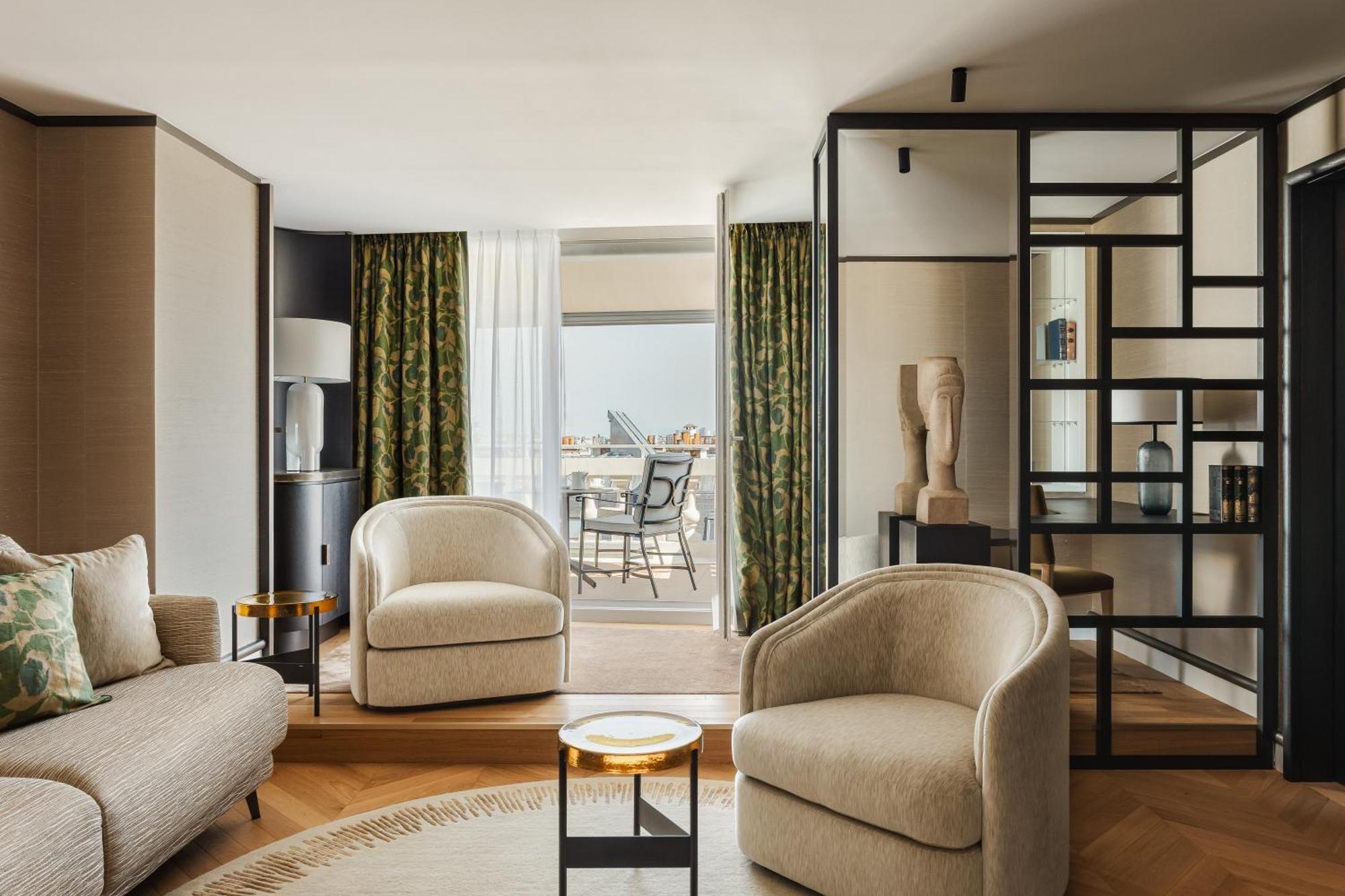 Hotel De Sers Champs Elysées 5*