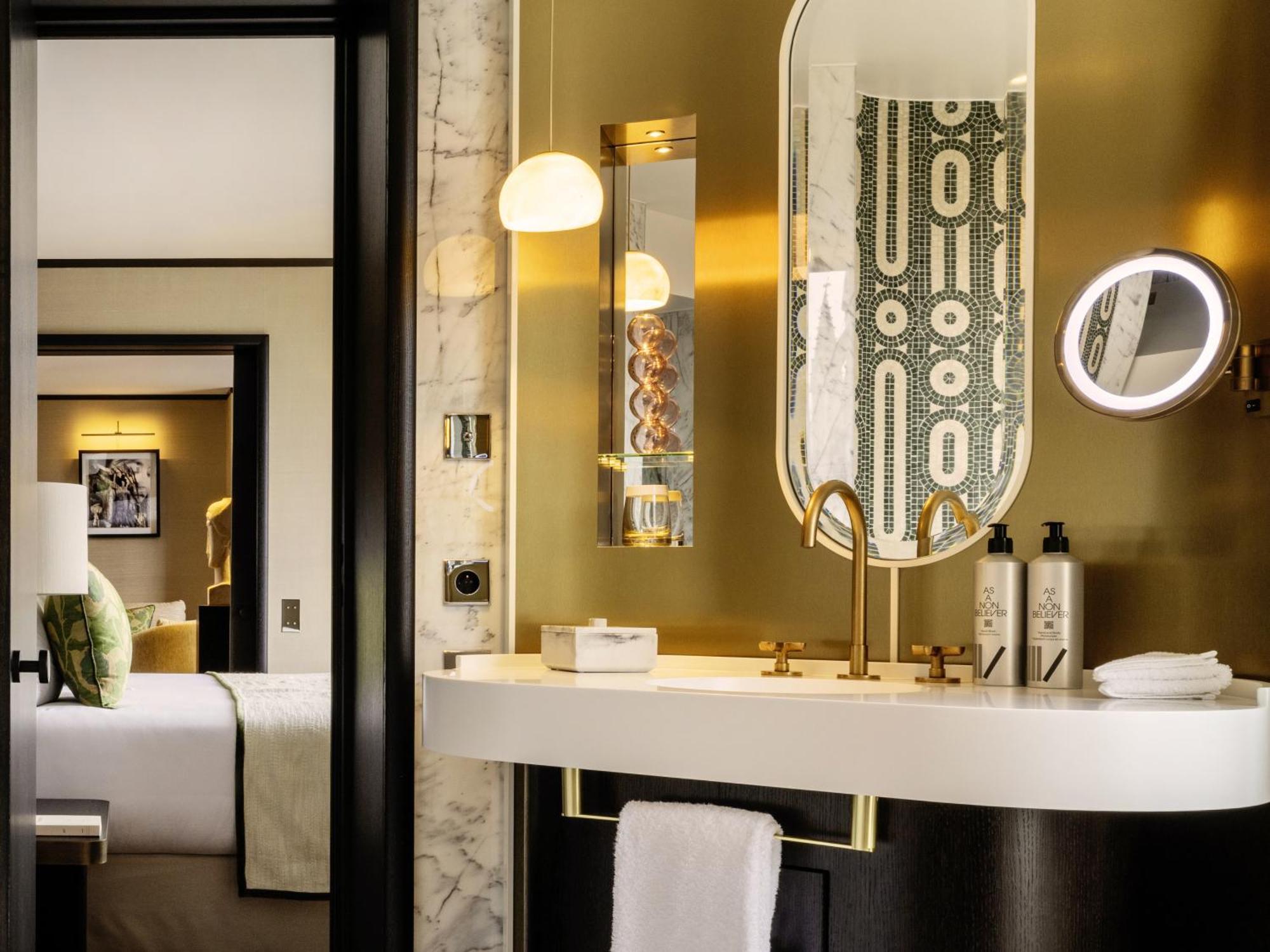 De Sers Champs Elysées Hotel