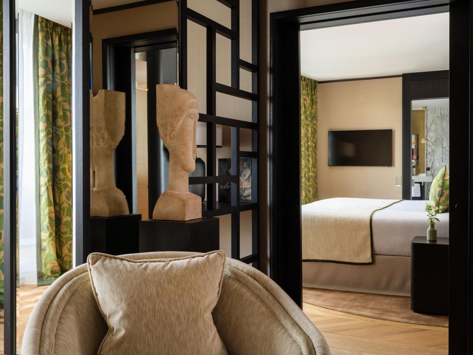 Hotel De Sers Champs Elysées 5*